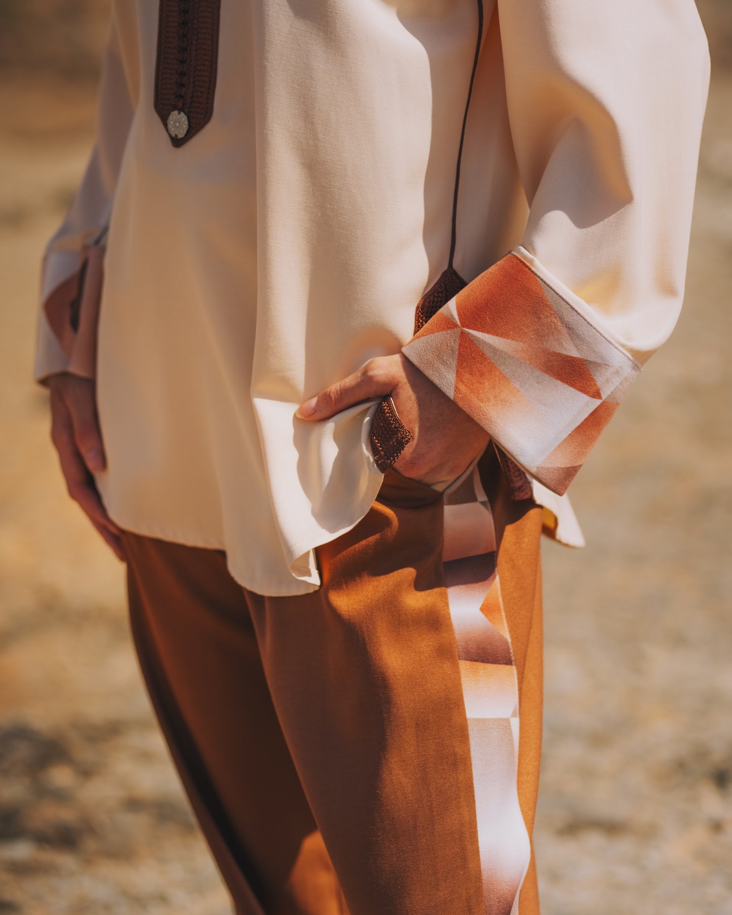 Jabador Femme Élégant – Tissu Mlifa & Détails Artisanaux